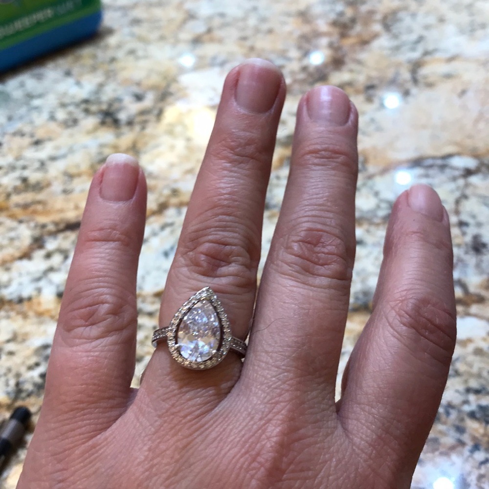 CZ halo pear shape ring
